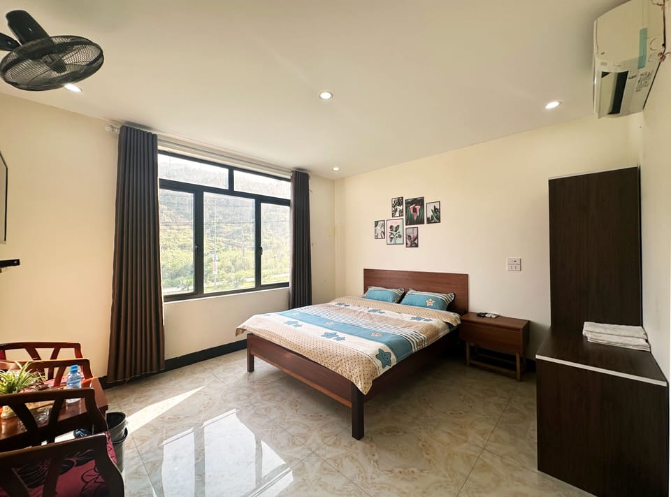 Panoramic Double Room | Minibar, WiFi (free), bed sheets