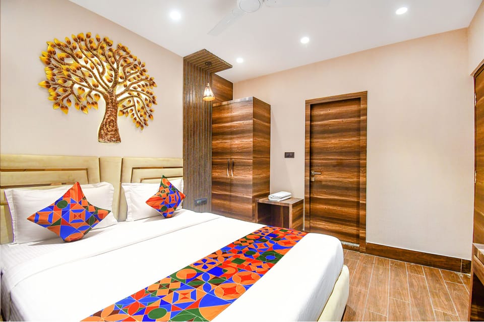Deluxe Room | Egyptian cotton sheets, premium bedding, in-room safe, free WiFi