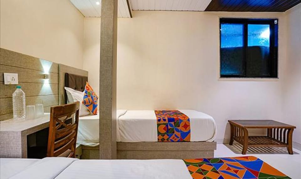 Egyptian cotton sheets, premium bedding, in-room safe, free WiFi