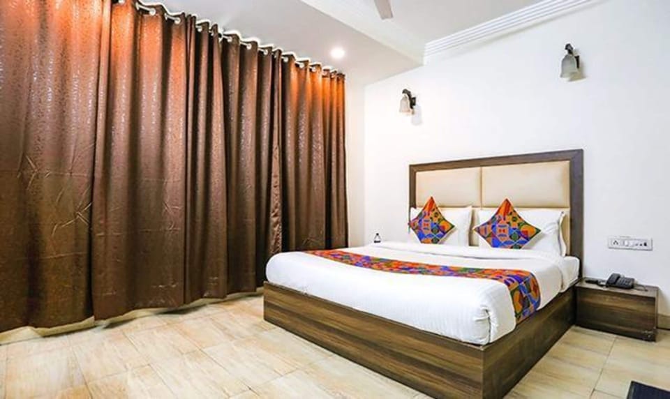 Deluxe Room | Egyptian cotton sheets, premium bedding, in-room safe, free WiFi