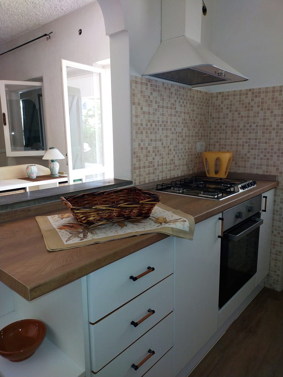Espresso maker, highchair, dining tables