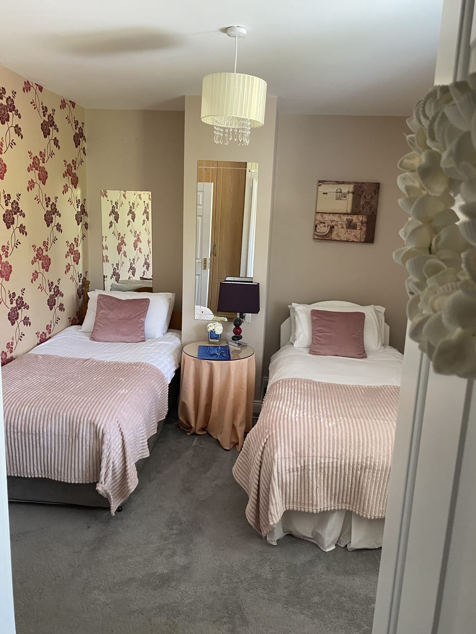 Classic Twin Room | WiFi (free), bed sheets