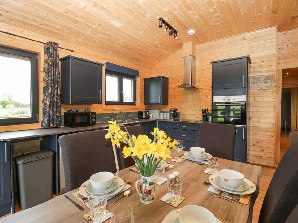 Fridge, dishwasher, electric kettle, toaster