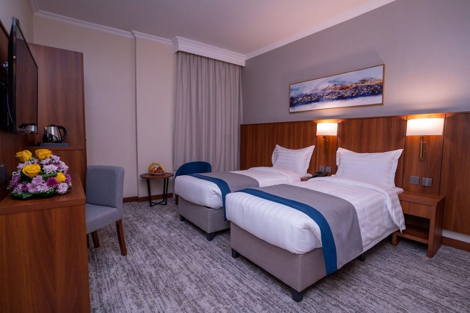 Basic Double or Twin Room | Hypo-allergenic bedding available, pillowtop beds, in-room safe