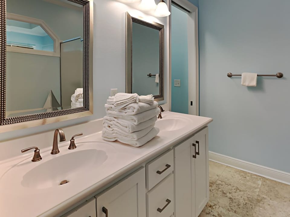 Three Sisters by Southern Vacation Rentals House in Pensacola Beach