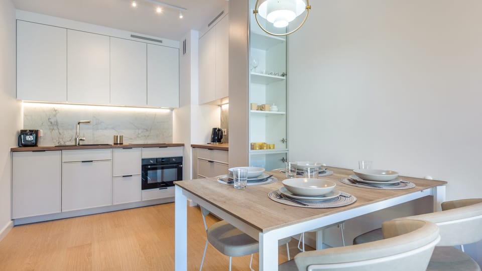 Apartment (31) | In-room dining