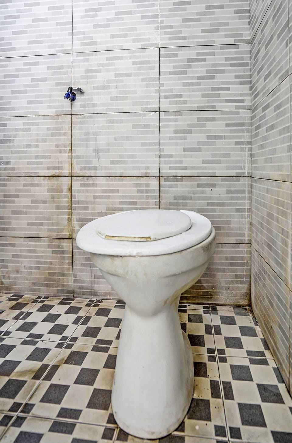 Double Room | Bathroom | Shower, towels, toilet paper