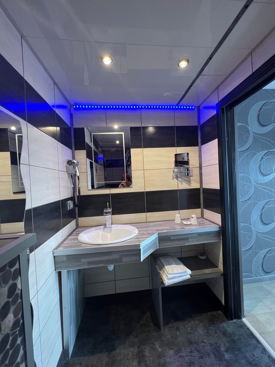 Comfort Room | Bathroom | Shower, towels, soap, shampoo