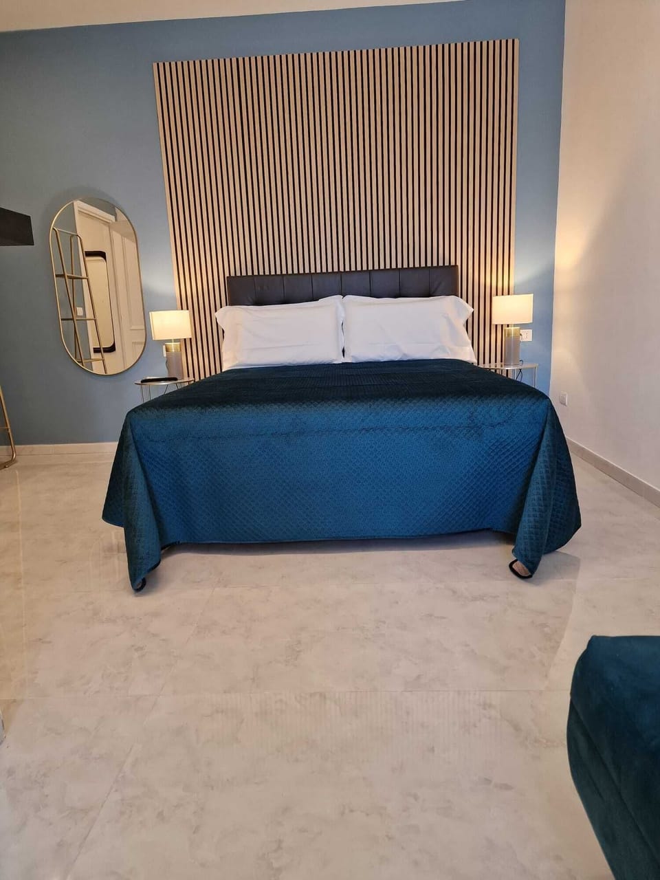 Panoramic Room
