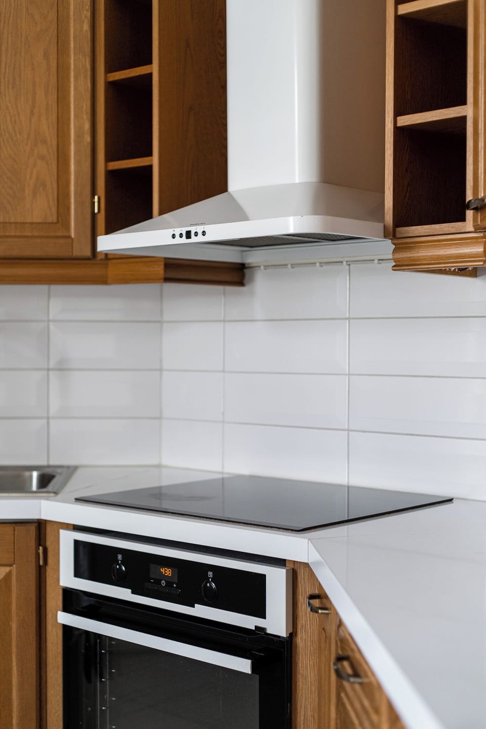 Exclusive Apartment | Private kitchen | Fridge, microwave, oven, stovetop