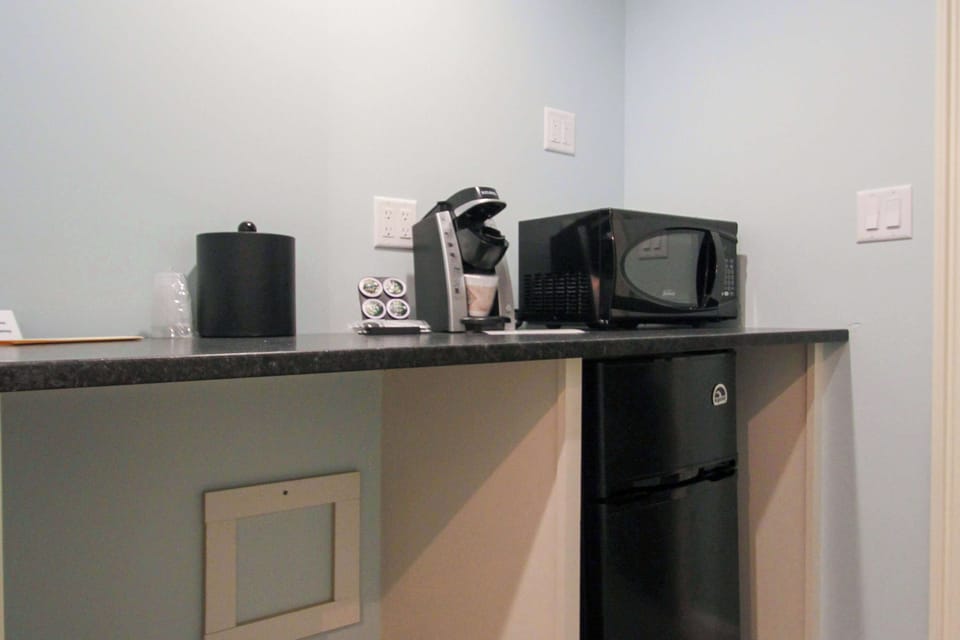 Beach Street One King | Room amenity