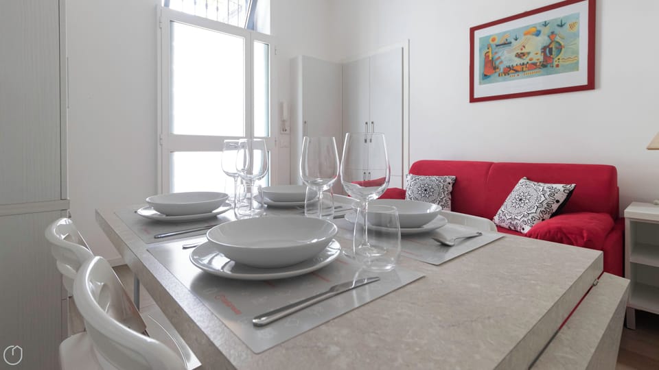 Apartment (1 Bedroom) | Interior