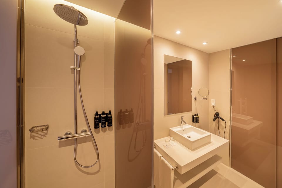 Deluxe Room, Terrace, Sea View | Minibar, desk, travel crib, free WiFi