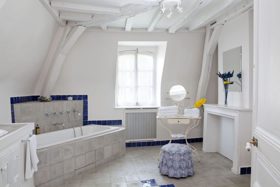 Free toiletries, towels