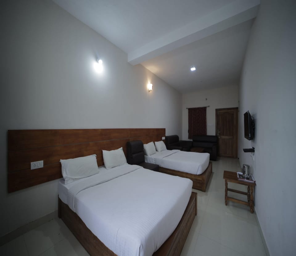 Egyptian cotton sheets, premium bedding, desk, soundproofing