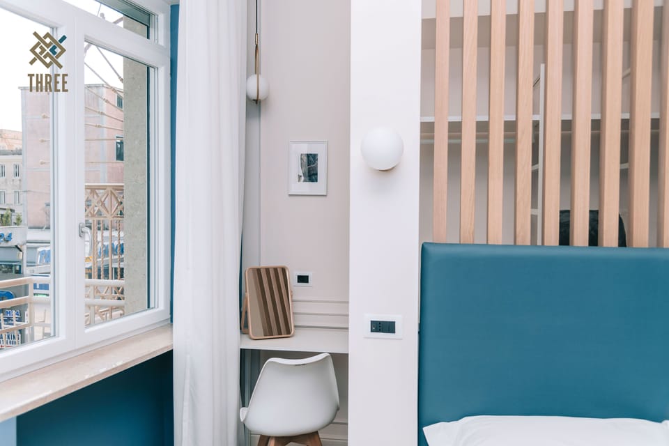 Deluxe Room | In-room safe, blackout drapes, soundproofing, WiFi (free)