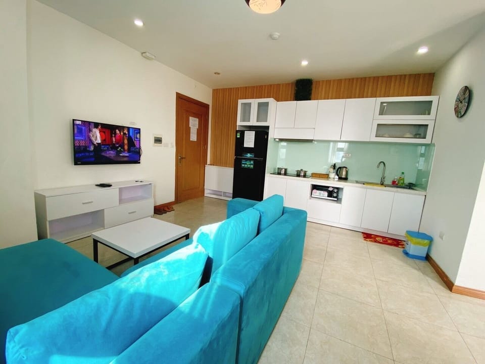 Basic Apartment | Living area