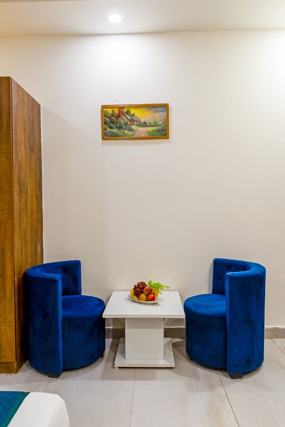 Deluxe Room | Living area