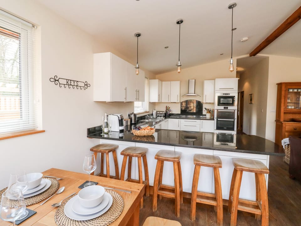 Fridge, dishwasher, electric kettle, toaster