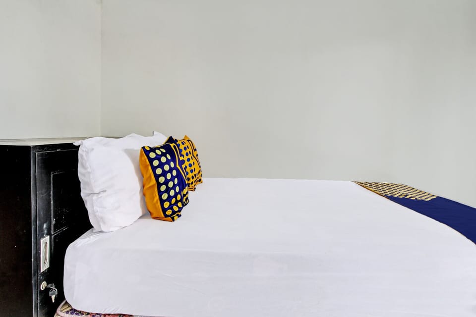 Economy Double Room | Free WiFi, bed sheets