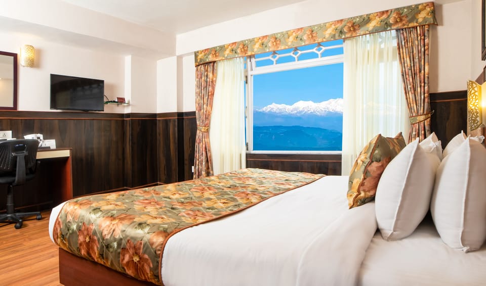 Premium View Room | Egyptian cotton sheets, premium bedding, memory foam beds, soundproofing