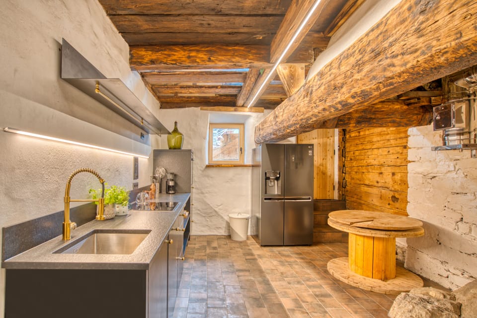 Luxury Chalet, 3 Bedrooms, Sauna | Private kitchen | Full-size fridge, oven, stovetop, dishwasher