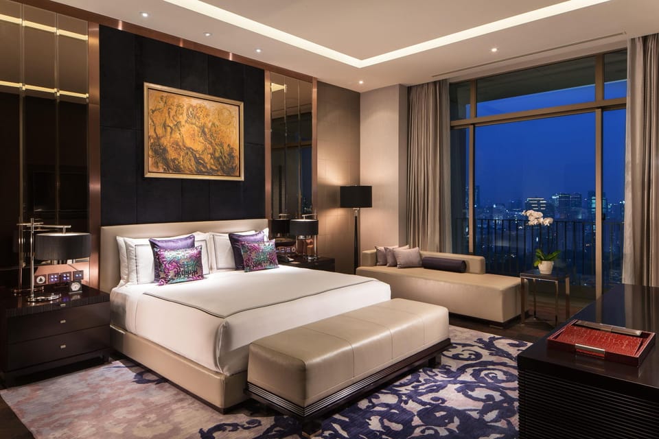 Presidential Suite | Premium bedding, minibar, in-room safe, desk