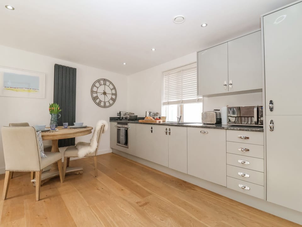 Fridge, dishwasher, electric kettle, toaster