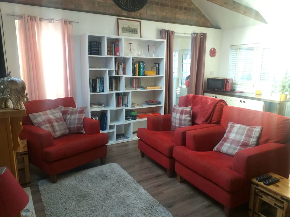 Cottage | Interior