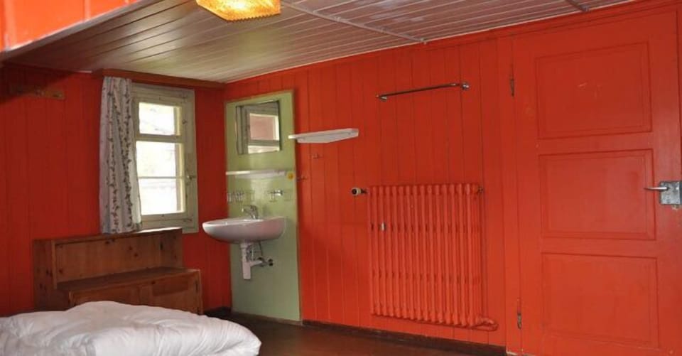 Chalet Speciale - Hostel Hostel in Saint Moritz