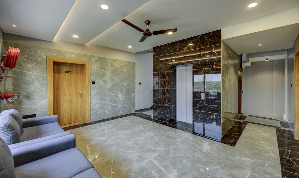 Elevator
