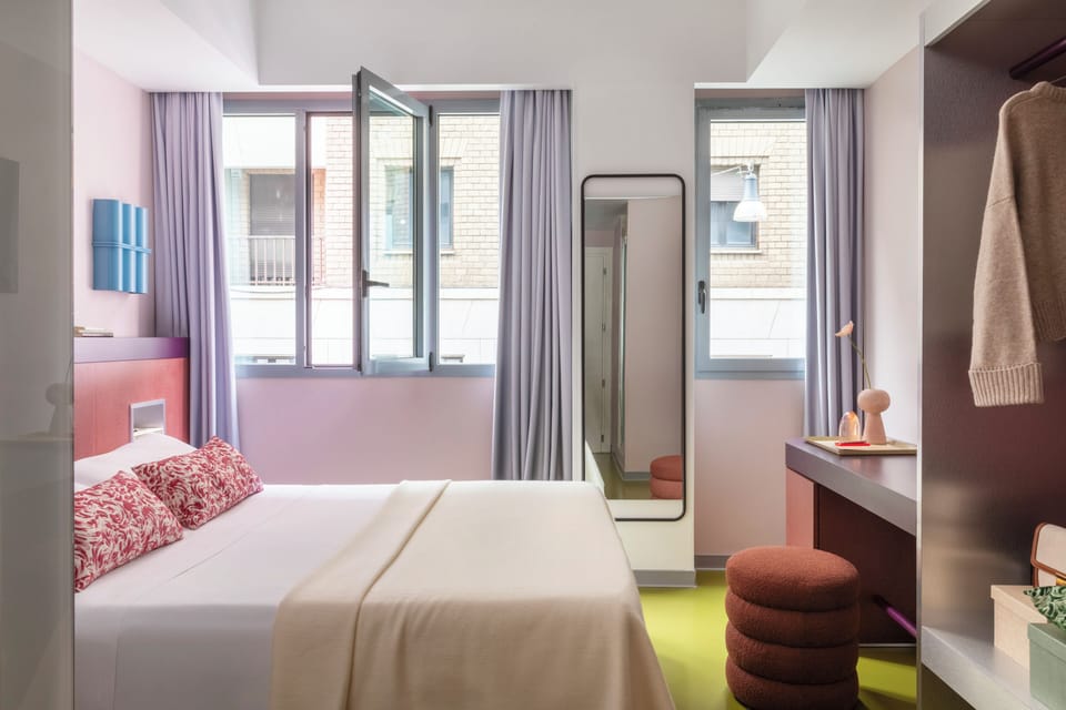 Standard Double or Twin Room | Hypo-allergenic bedding, down comforters, minibar, in-room safe