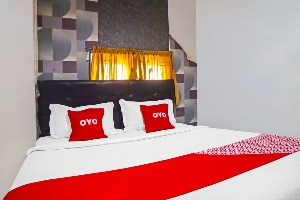 Standard Double Room | Laptop workspace, WiFi (free), bed sheets