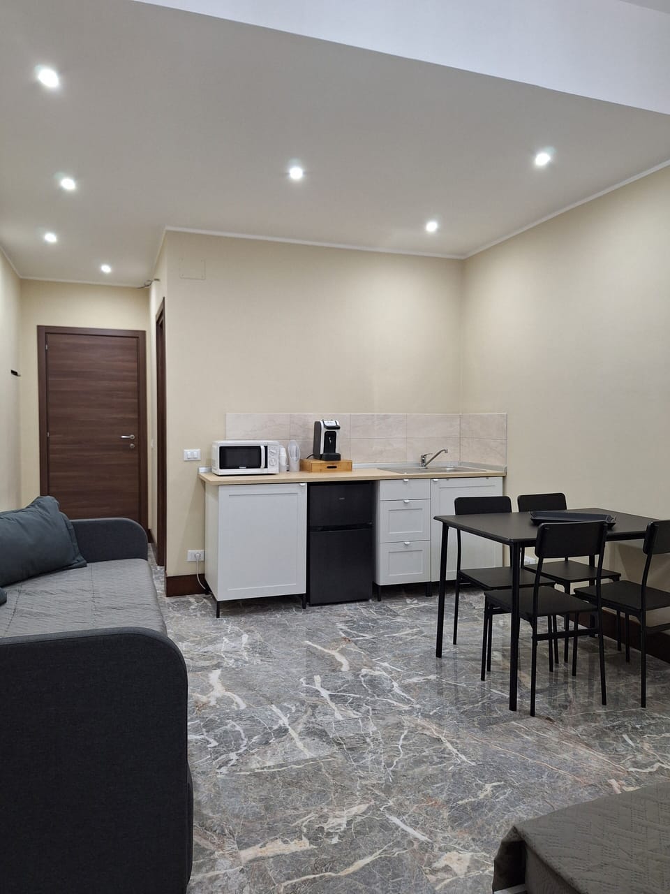 Superior Room | Premium bedding, down comforters, memory foam beds, bed sheets