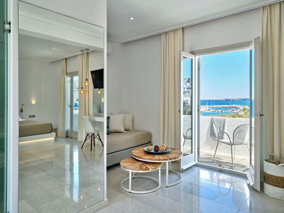 Panoramic Suite (Penthouse) | Premium bedding, in-room safe, iron/ironing board, free WiFi