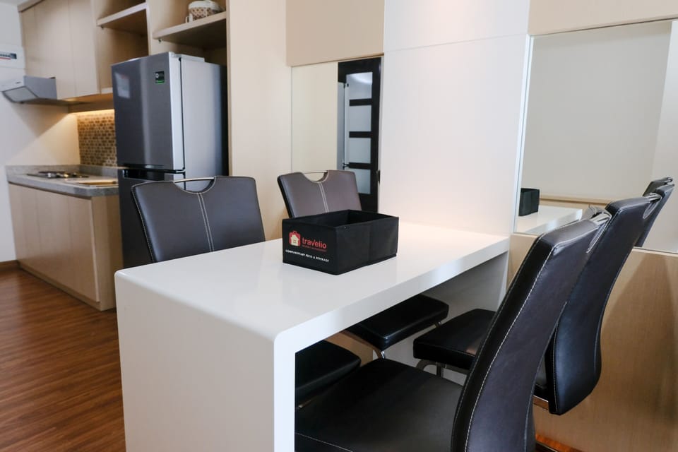 Apartment, 2 Bedrooms | Private kitchen | Full-size fridge, stovetop