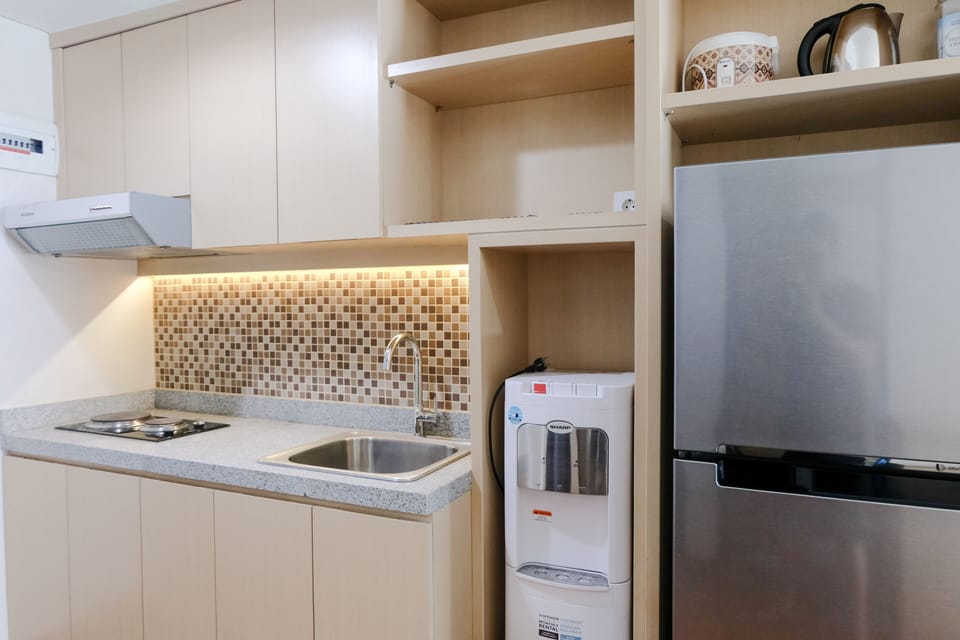 Apartment, 2 Bedrooms | Private kitchen | Full-size fridge, stovetop
