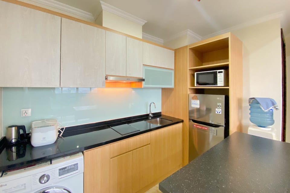 Apartment, 2 Bedrooms | Private kitchen | Full-size fridge, stovetop
