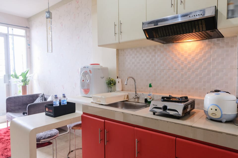 Apartment, 2 Bedrooms | Private kitchen | Full-size fridge, stovetop