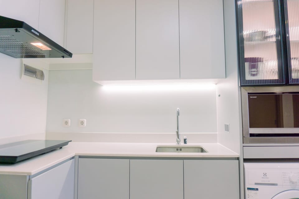 Apartment, 2 Bedrooms | Private kitchen | Full-size fridge, stovetop