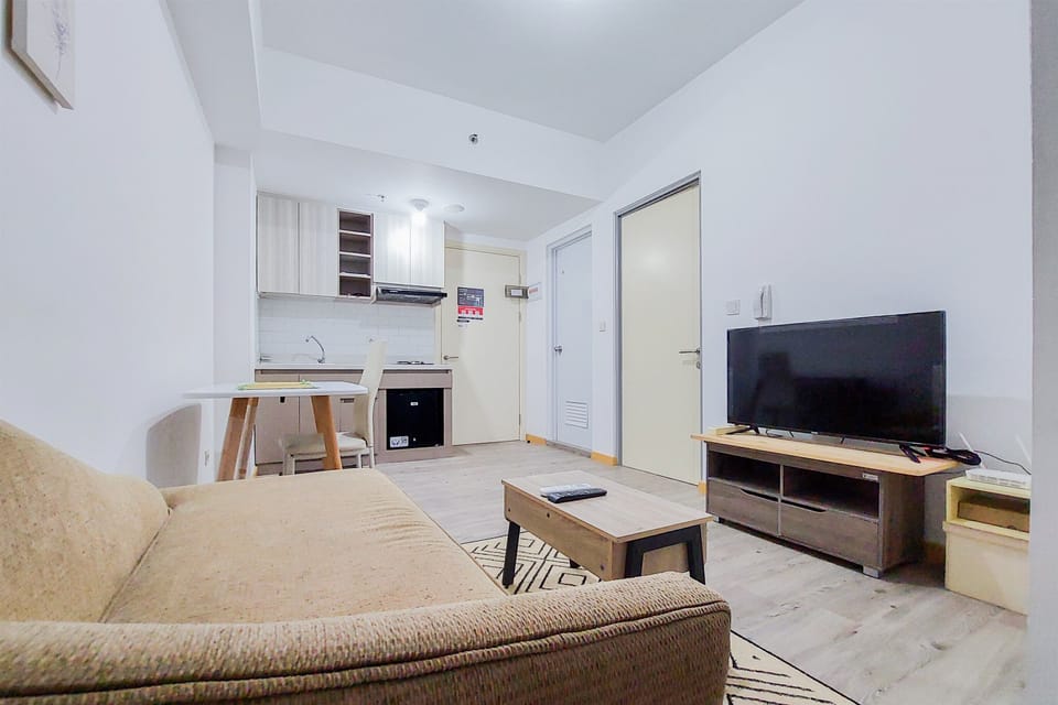 Apartment, 2 Bedrooms | Living area