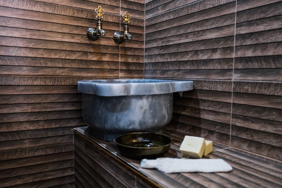 Elite Room | Premium bedding, minibar, in-room safe, individually decorated