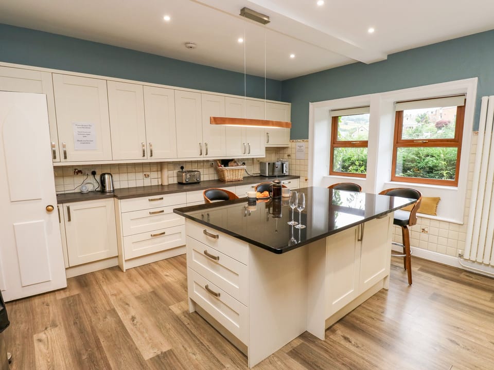 Cottage | Interior