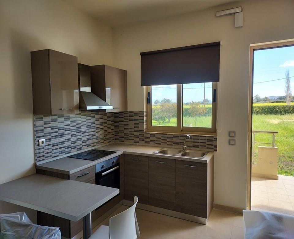 Luxury Apartment | Living area | Flat-screen TV