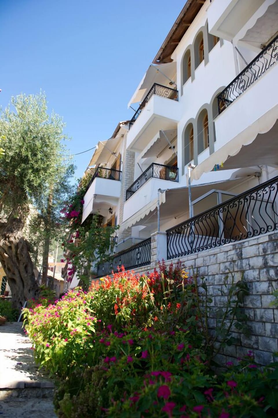 Olympic Apartment Hotel in Greece