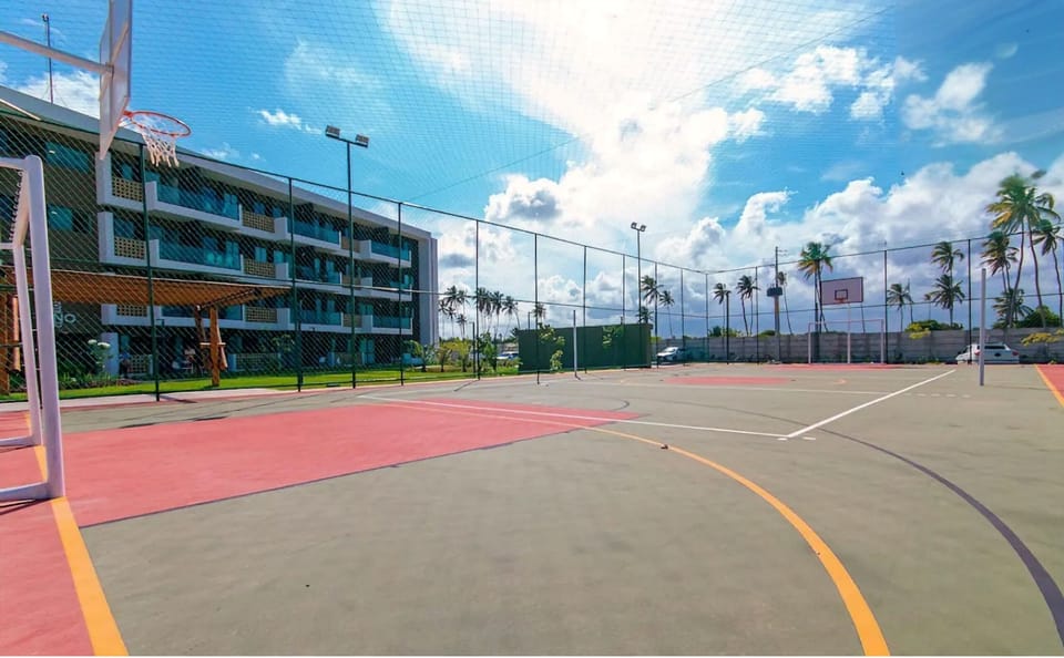 Sport court