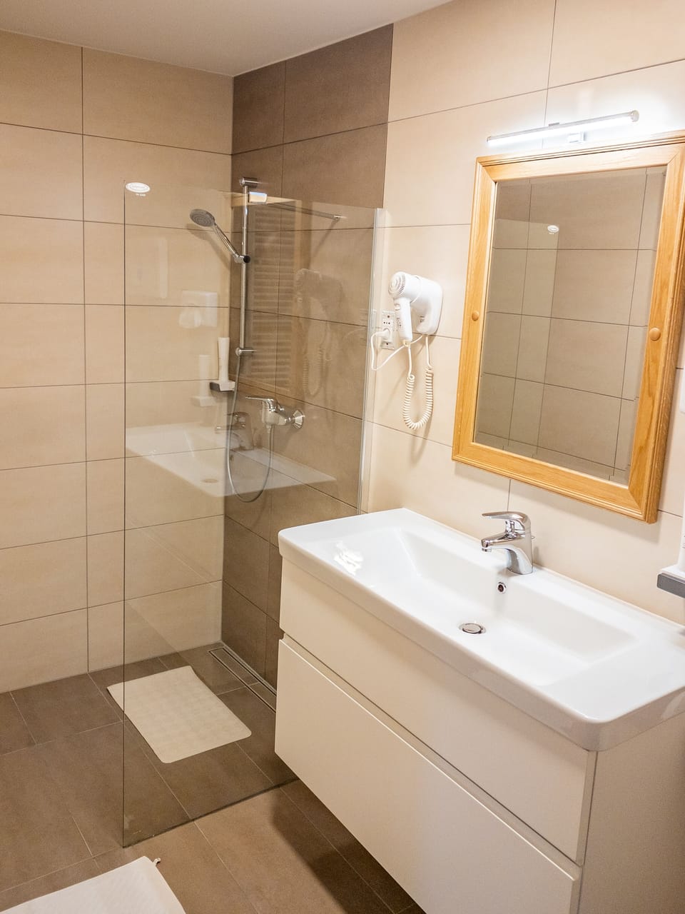 Guest House Pri Cesarju Bed and Breakfast in Slovenia