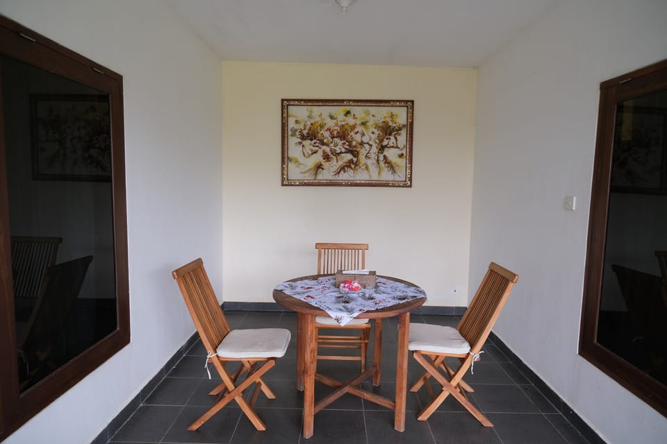 Standard Room | Living area