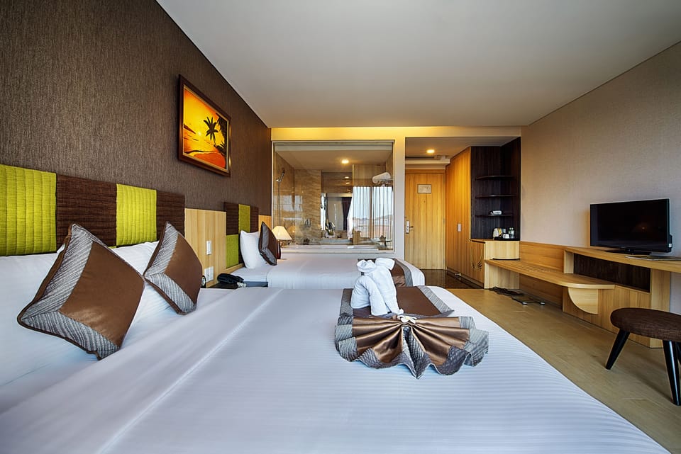 Deluxe Ocean View King or Twin Room | Premium bedding, down comforters, minibar, in-room safe