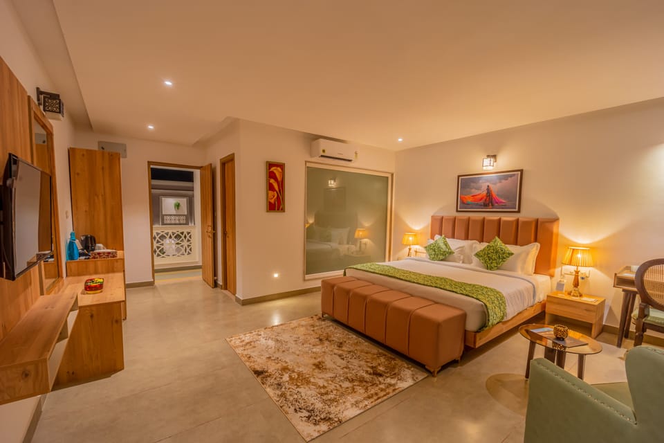 Deluxe Double Room | In-room safe, blackout drapes, soundproofing, iron/ironing board